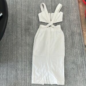 AZULU White Sleeveless Dress
